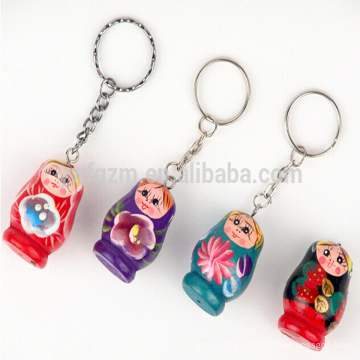 Atacado barato mini matryoshka de madeira boneca keychain